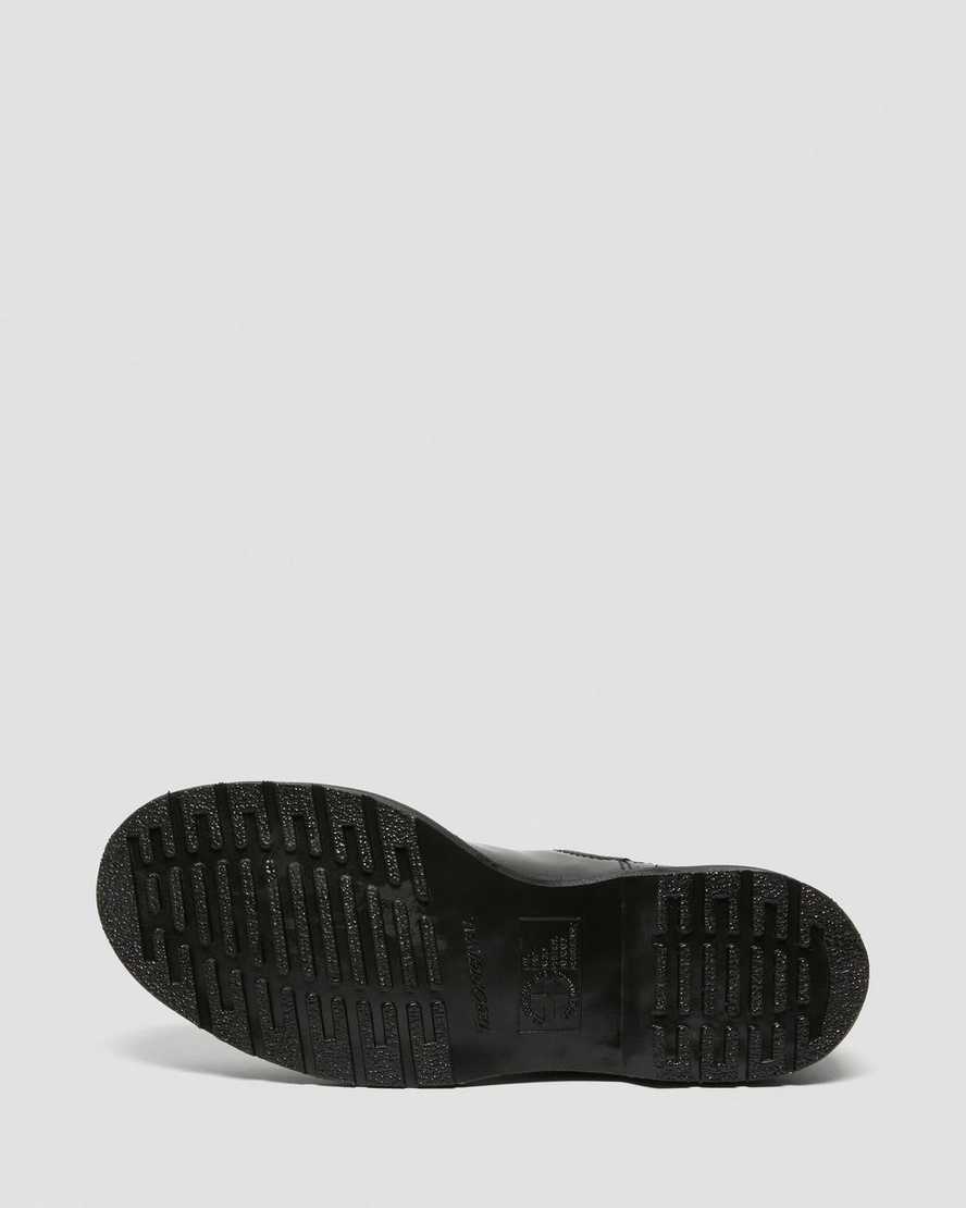 black dr martens 2976 mono smooth mens chelsea boots