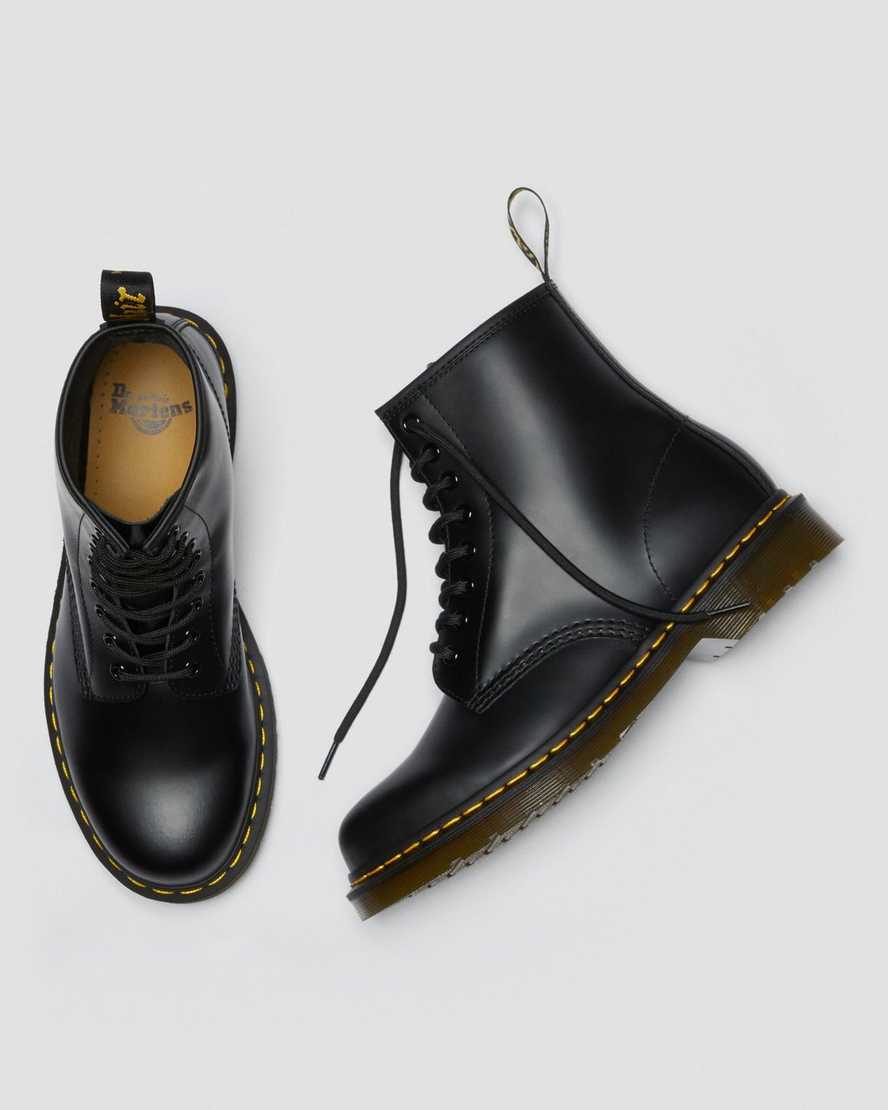 black dr martens 1460 smooth mens lace up boots