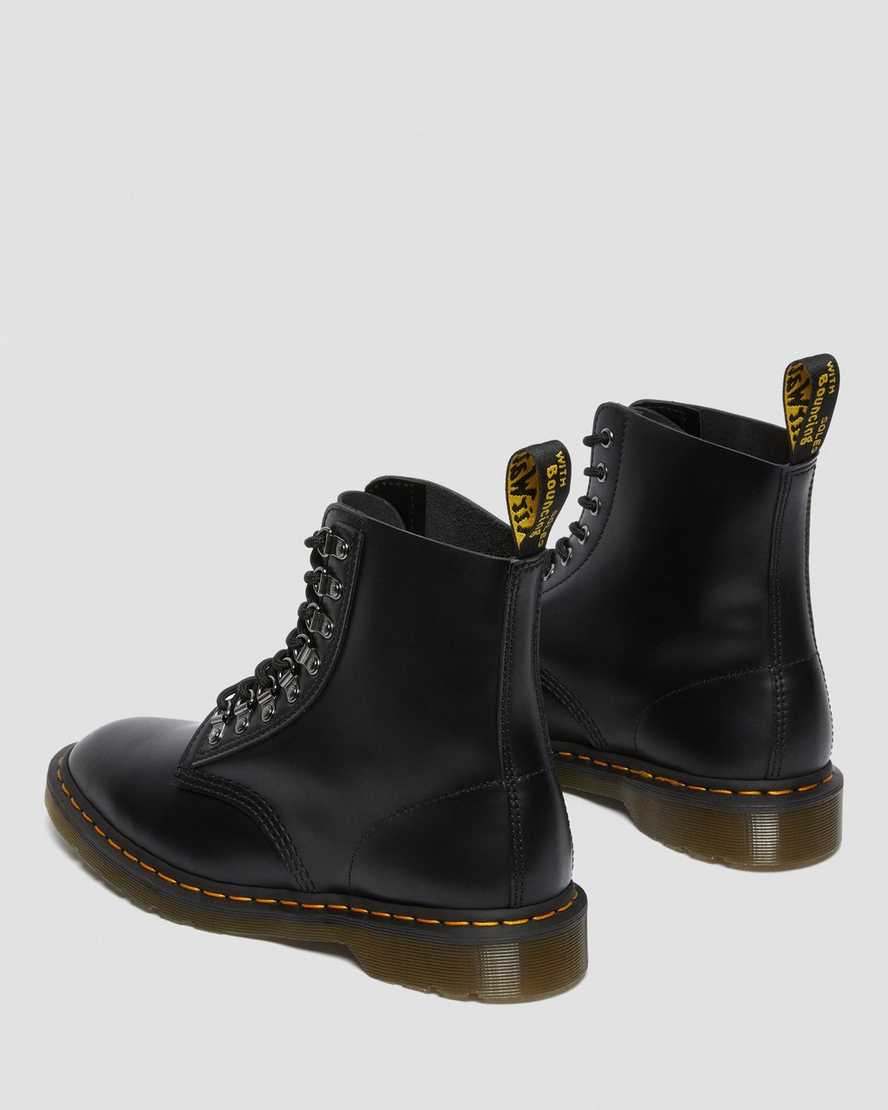 black dr martens 1460 pascal verso smooth mens lace up boots