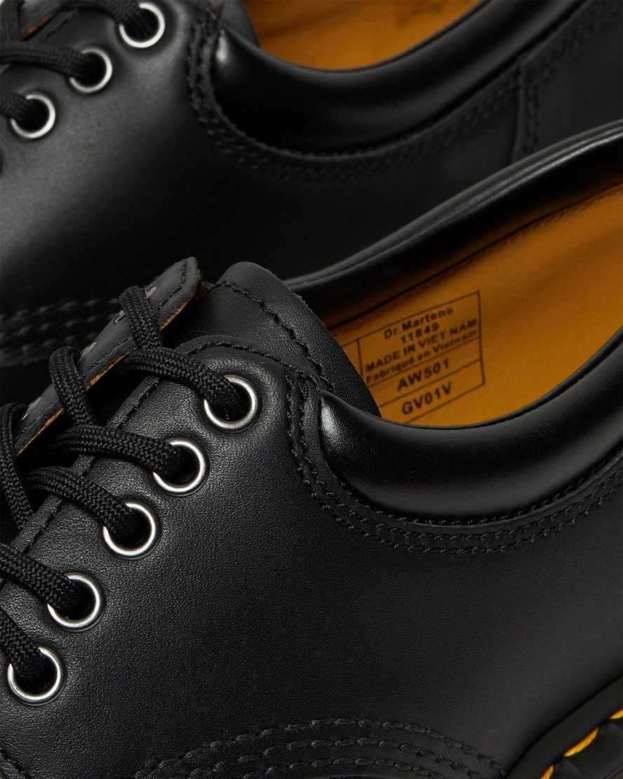 black dr martens 8053 nappa mens casual shoes