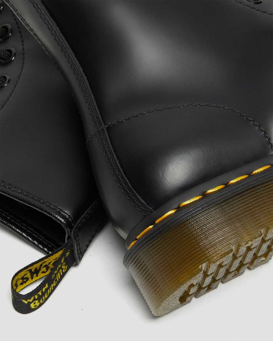 black dr martens 1460 smooth womens lace up boots