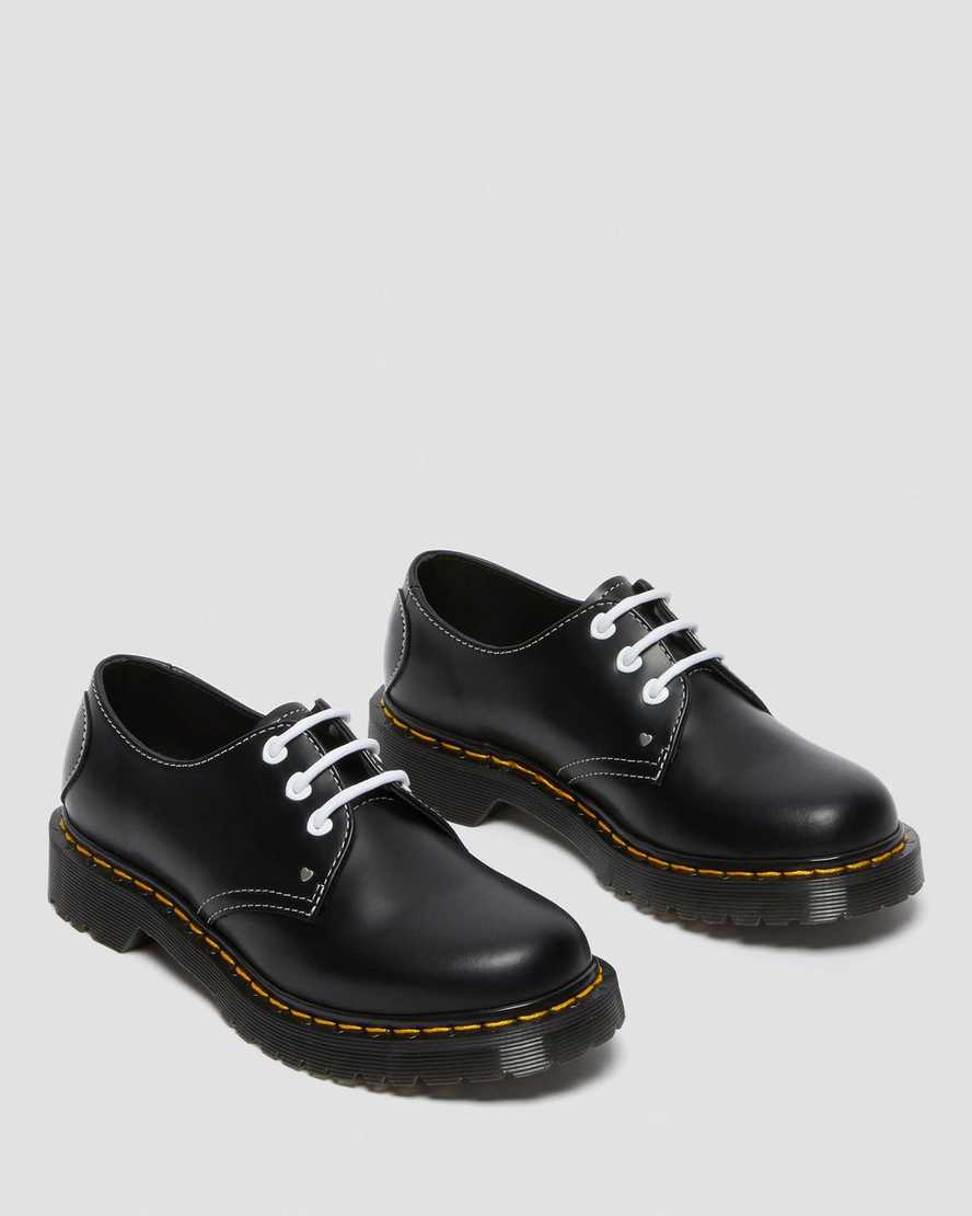 black dr martens 1461 hearts smooth amp patent womens oxford shoes